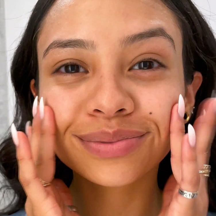 How To Match Your Foundation To Your Skin Type.